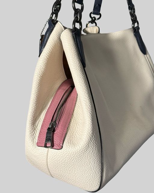 Product photo 3