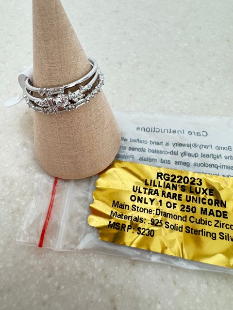 Product photo 0