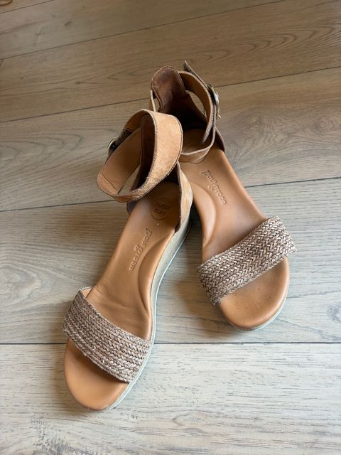 Product photo 2